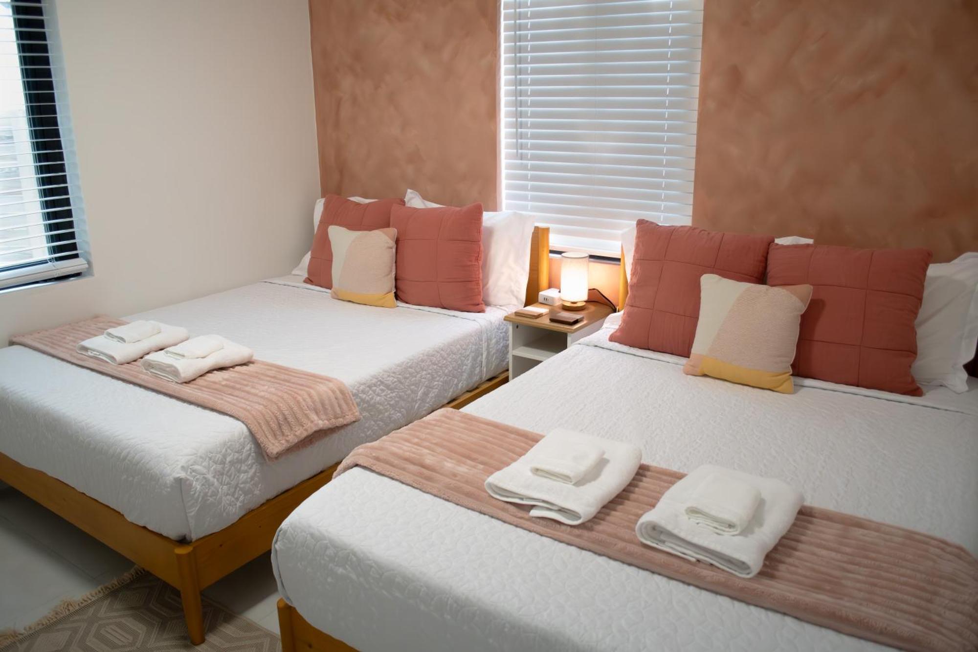 Apartamento Roads - Ideal In - King - Bed Parking - Near Airport, Brickell, Coconut Grove, Little Havana, Wynwood & Calle 8 Miami